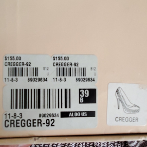 Show Stopper - Black & Cream - Picture 5 of 5